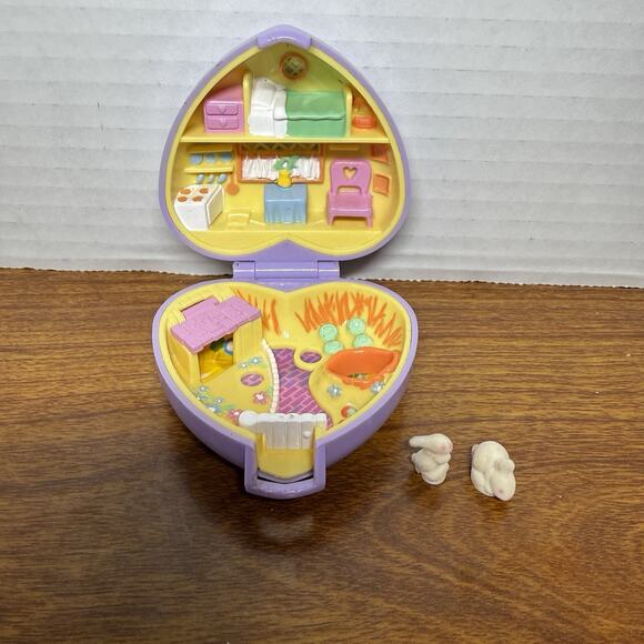 Polly Pocket VTG 1993 Pretty Bunnies Pet Parade Compact Bluebird - Picture 1 of 3